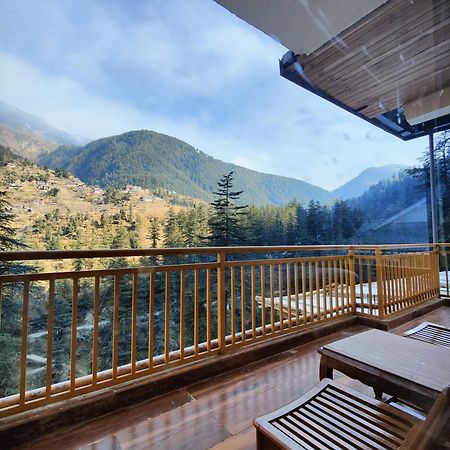 The Woodpecker Inn & Cafe, Jibhi Экстерьер фото